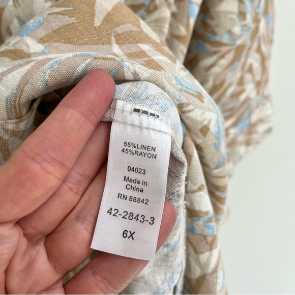 Catherine’s linen button front top 3/4 length sleeves tan blue leaf print 6X - Picture 11 of 11